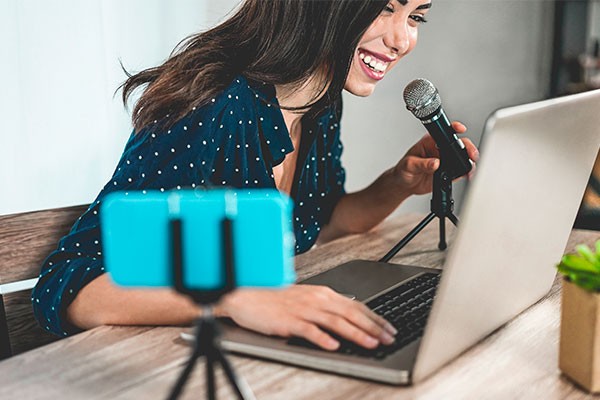 Transmitir en vivo en YouTube: conoce las razones para hacerlo | Wearecontent